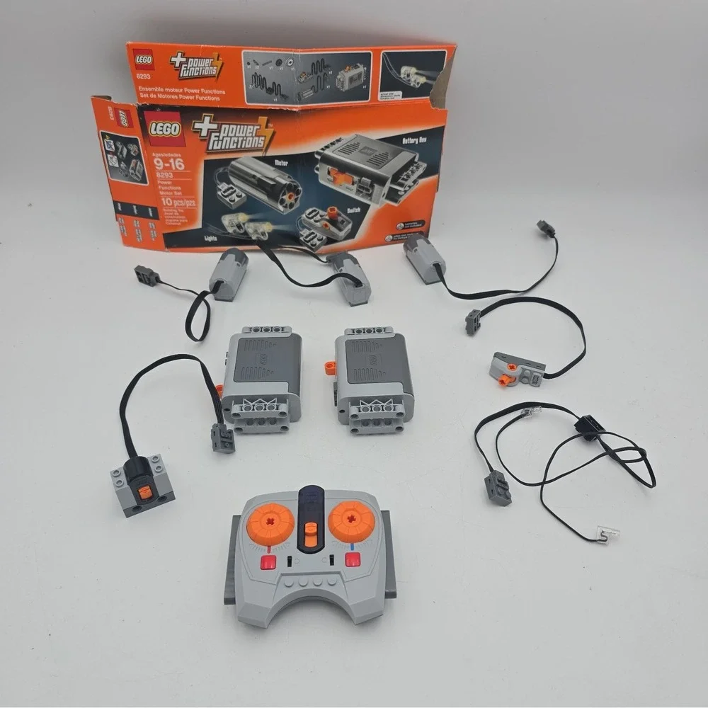 LEGO TECHNIC: Power Functions Motor Set (8293) Retired - As Pictured.